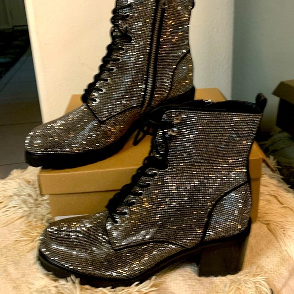 Steve Madden Bradlie Rhinestone Boots 